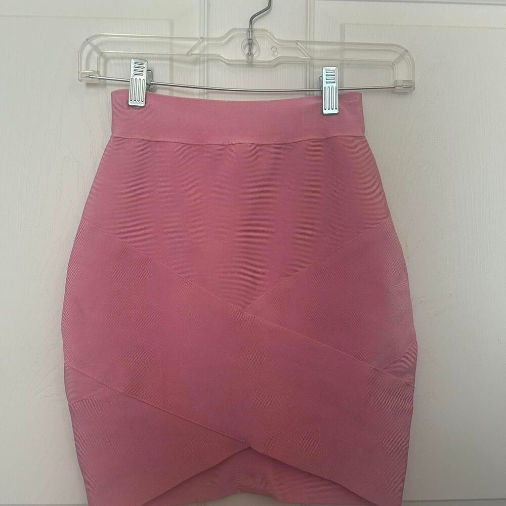 Women's Pink Skirt